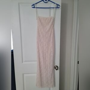 NWOT Backless Nude Lace Maxi Dress Size S